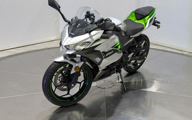 2024 Kawasaki Ninja e-1 ABS