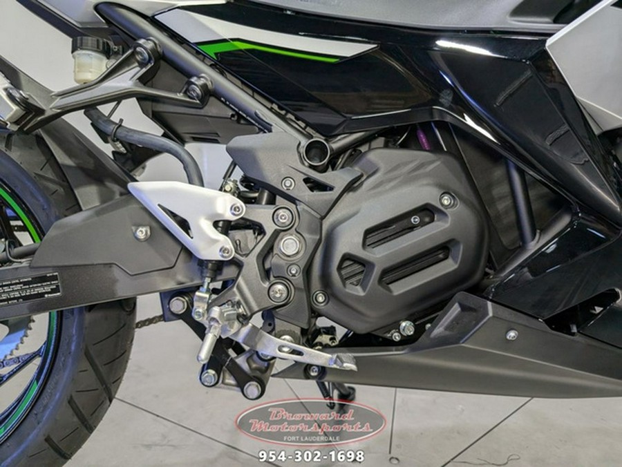 2024 Kawasaki Ninja e-1 ABS