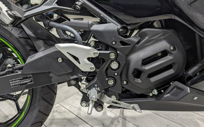 2024 Kawasaki Ninja e-1 ABS