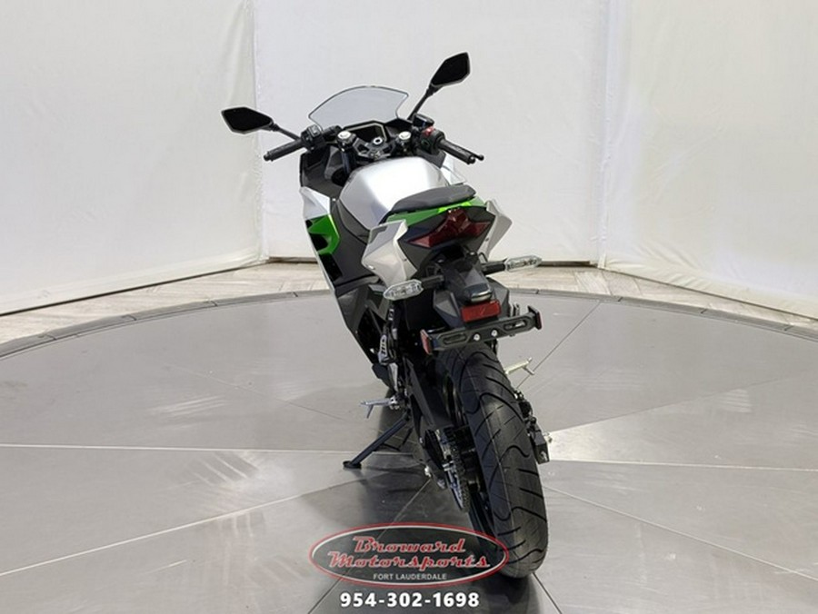 2024 Kawasaki Ninja e-1 ABS