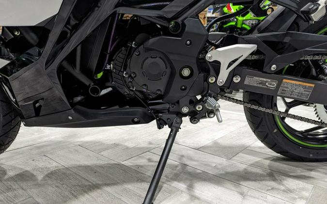 2024 Kawasaki Ninja e-1 ABS