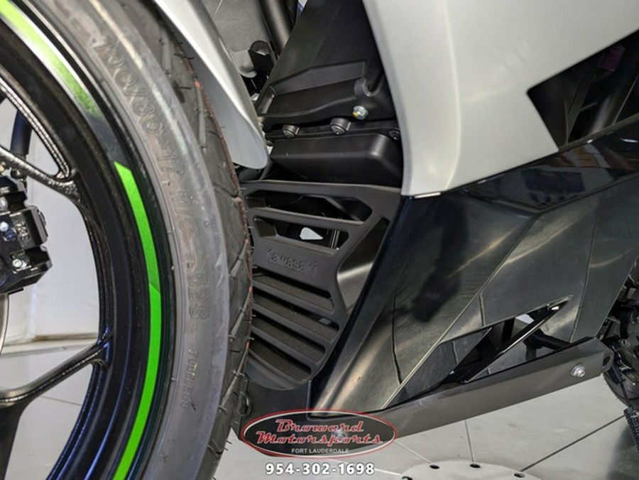 2024 Kawasaki Ninja e-1 ABS