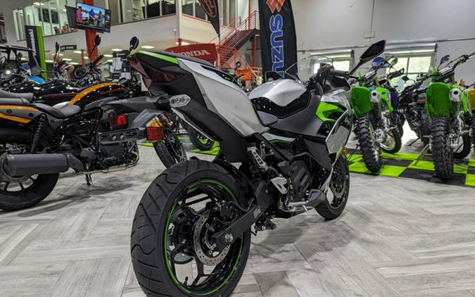 2024 Kawasaki Ninja e-1 ABS