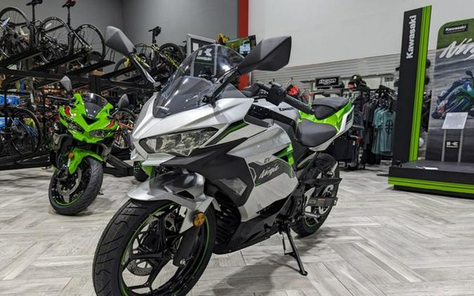 2024 Kawasaki Ninja e-1 ABS