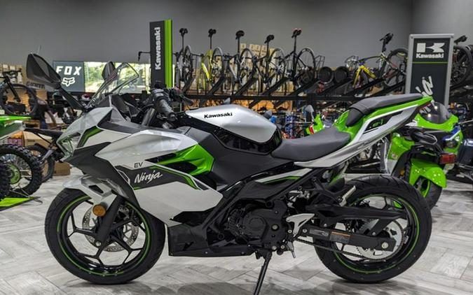 2024 Kawasaki Ninja e-1 ABS