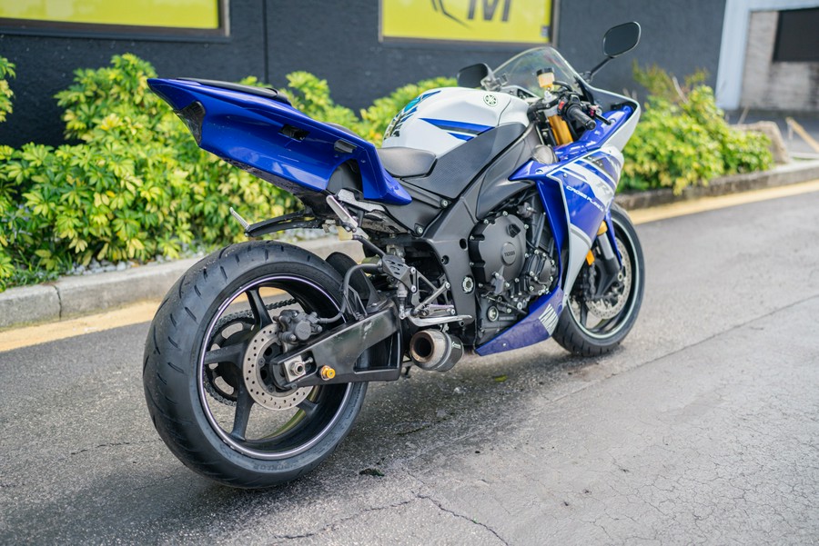 2014 Yamaha YZF-R1