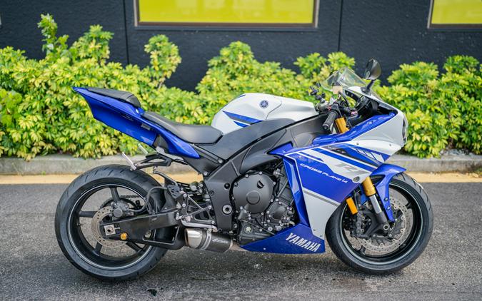 2014 Yamaha YZF-R1