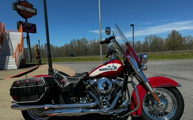 2024 Harley-Davidson Hydra-Glide Revival Redline Red