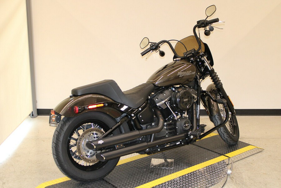 Used 2020 Harley-Davidson Softail Street Bob FXBB Motorcycle For Sale In Miami, Florida