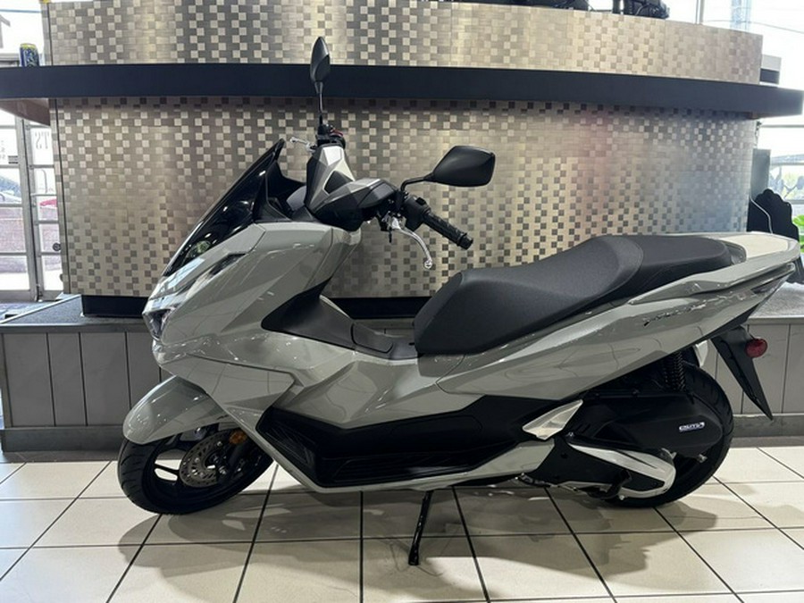 2025 Honda PCX