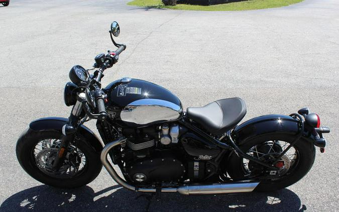 2023 Triumph Bonneville Bobber Chrome Edition Chrome / Jet Black