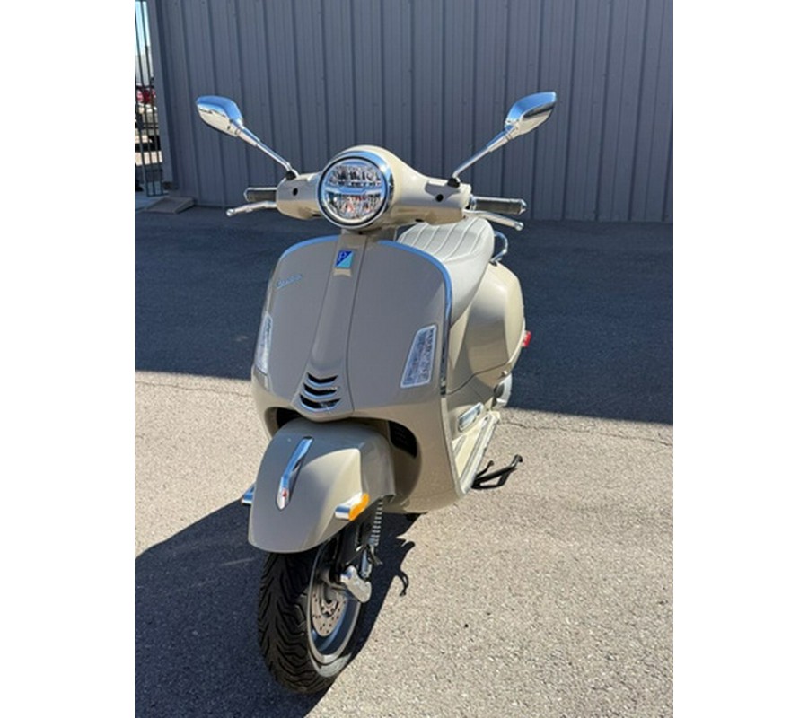 2024 Vespa GTS 300