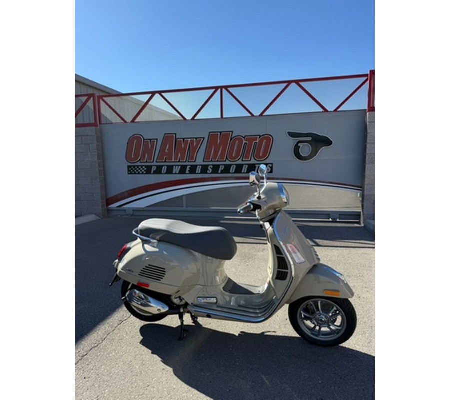 2024 Vespa GTS 300