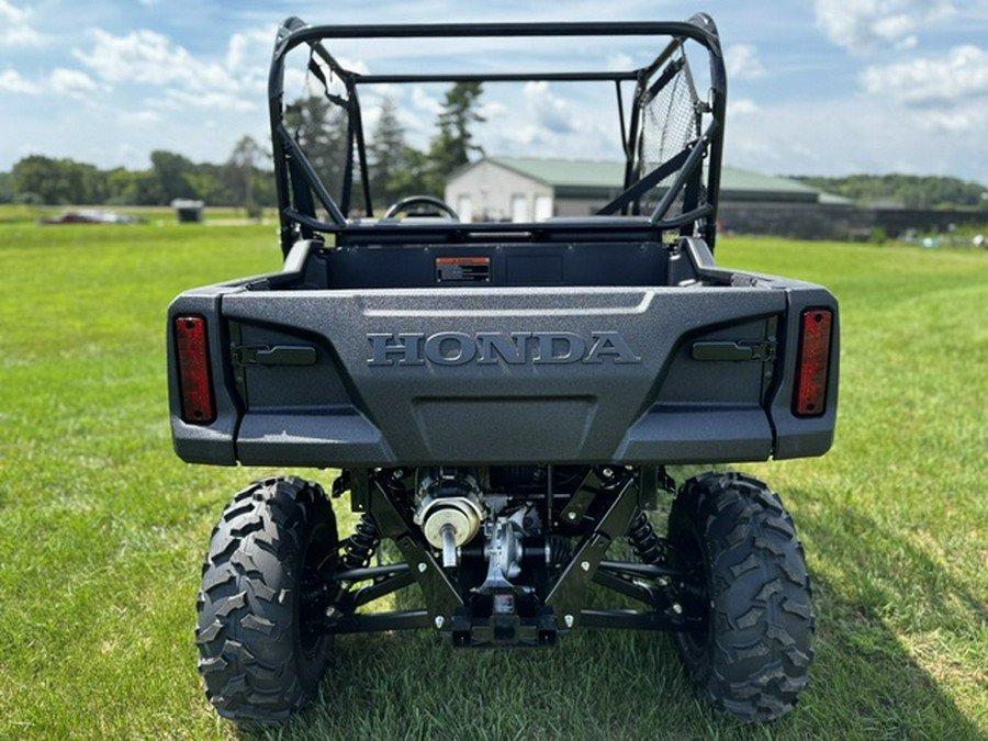 2026 Honda PIONEER 700 DELUXE