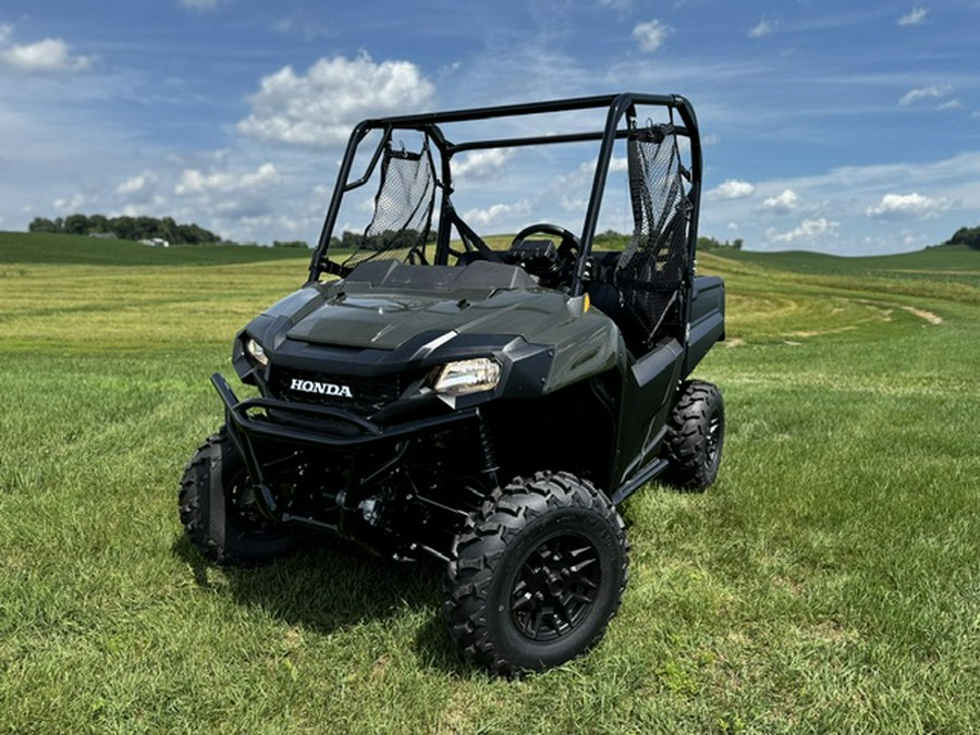2026 Honda PIONEER 700 DELUXE