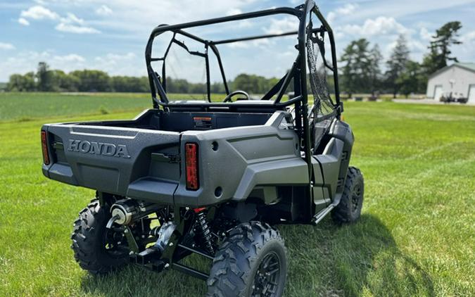 2026 Honda PIONEER 700 DELUXE