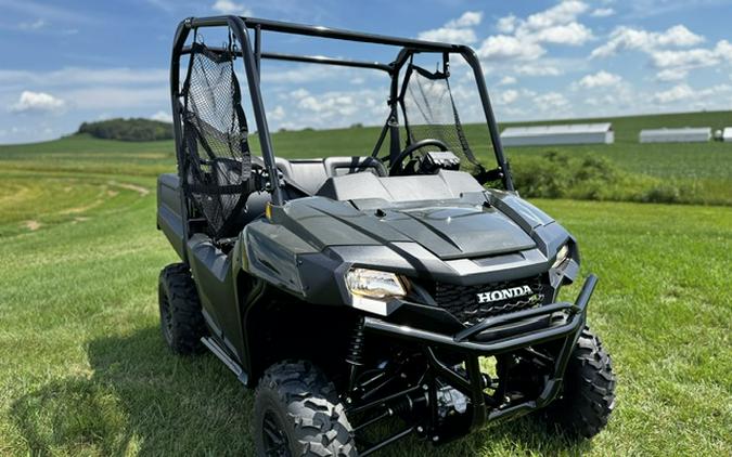 2026 Honda PIONEER 700 DELUXE