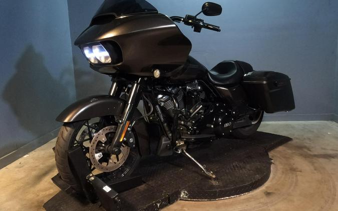 2020 Harley-Davidson Road Glide Special River Rock Gray