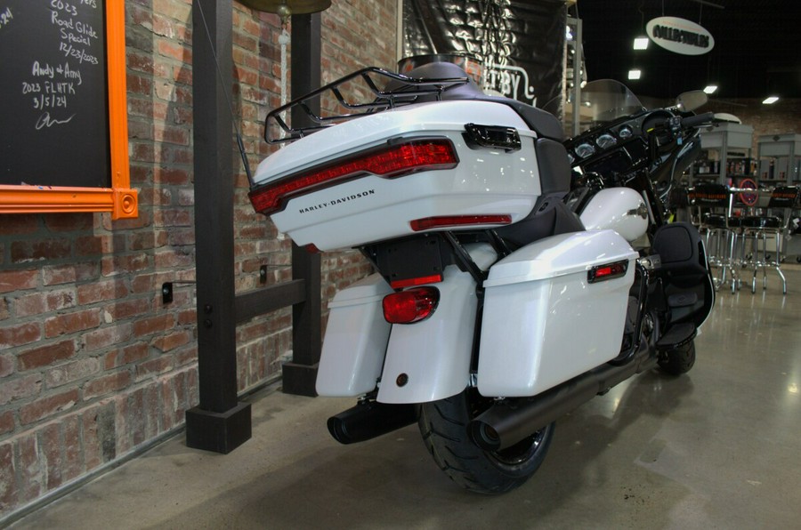 2024 Harley-Davidson Ultra Limited White Onyx Pearl - Black Finish