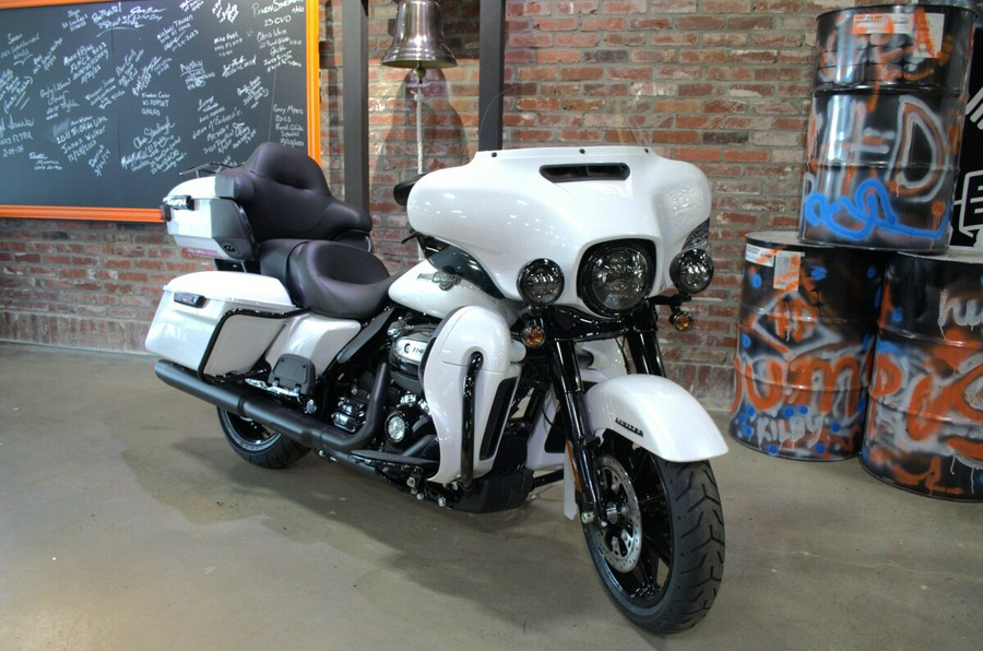 2024 Harley-Davidson Ultra Limited White Onyx Pearl - Black Finish