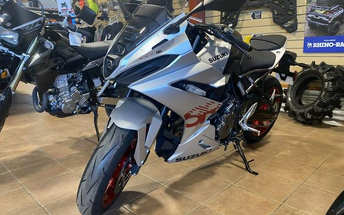 2024 Suzuki GSX 8R