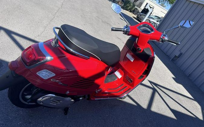 2024 Vespa GTS Super 300