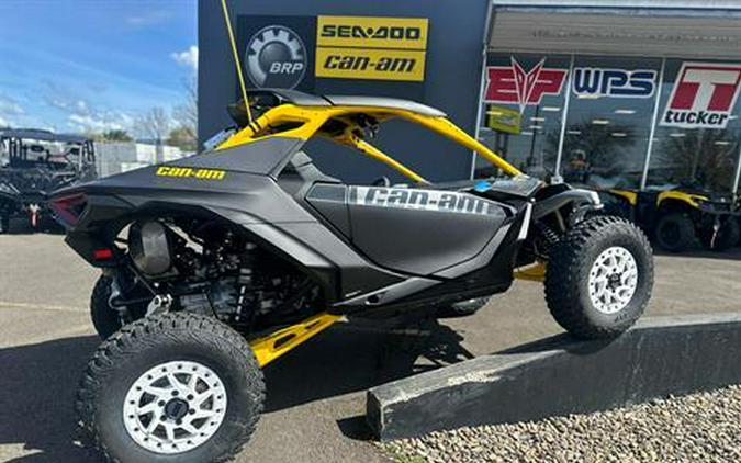 2024 Can-Am Maverick R X RS