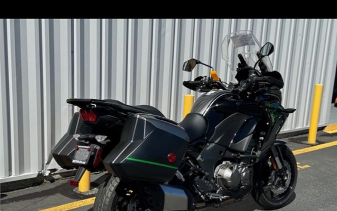 2022 Kawasaki Versys 1000 SE LT+