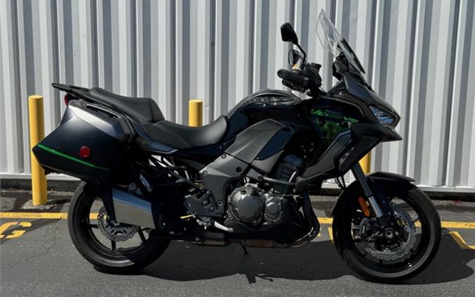 2022 Kawasaki Versys 1000 SE LT+