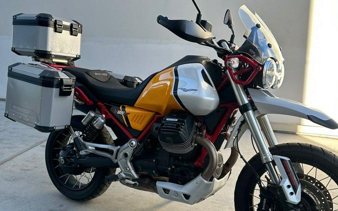 2022 Moto Guzzi V85 TT Adventure E5