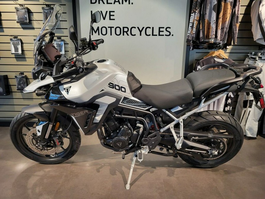 2024 Triumph Tiger 900 GT Pro Snowdonia White / Sapphire Black