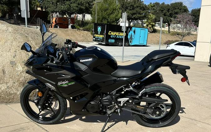 2024 Kawasaki Ninja® 500