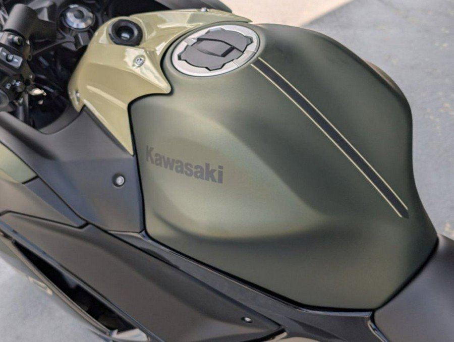 2024 Kawasaki Ninja® 650 Base