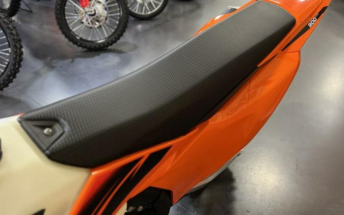 2027 KTM XC 300 W