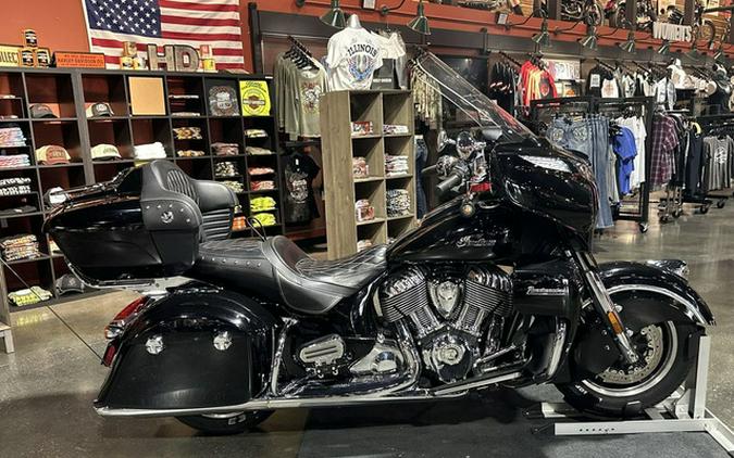 2018 Indian Roadmaster ABS Icon Thunder BlackSnake Skin Gree