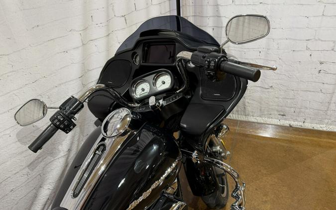 2020 Harley-Davidson® Road Glide® FLTRX 670488 Vivid Black