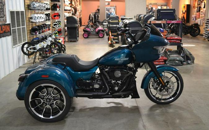 2026 Harley-Davidson® FLTRT - Road Glide® 3