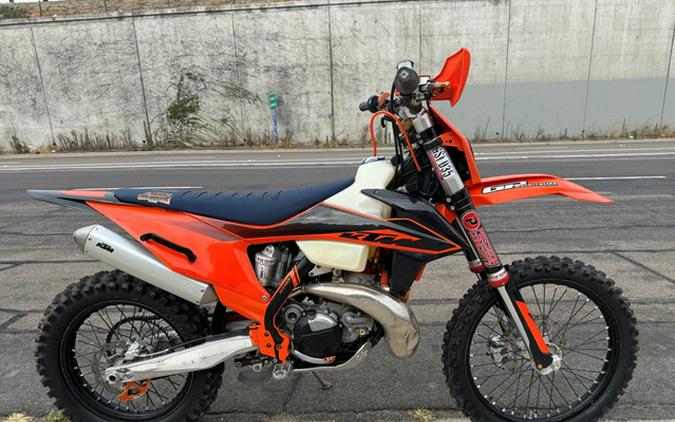 2020 KTM XC 300