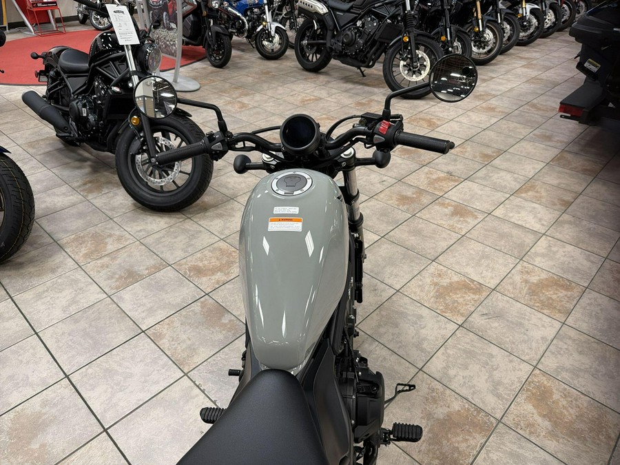 2026 Honda REBEL 300 E-CLUTCH
