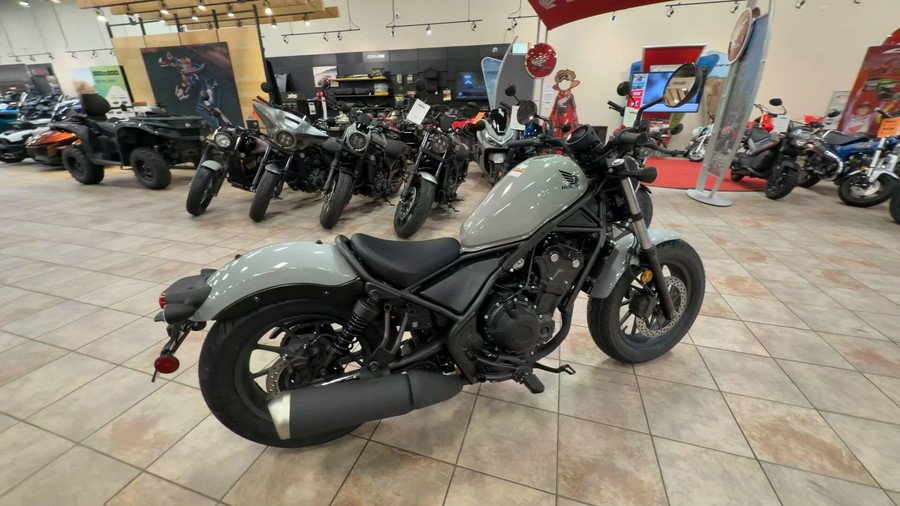2026 Honda REBEL 300 E-CLUTCH