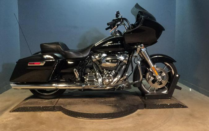 2020 Harley-Davidson Road Glide Vivid Black