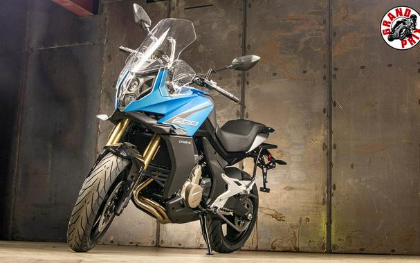 2023 CFMoto 650 Adventura