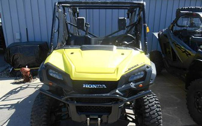 2018 Honda Pioneer 1000-5 Deluxe