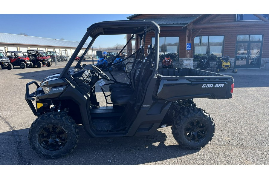 2024 Can-Am DEFENDER XT HD9