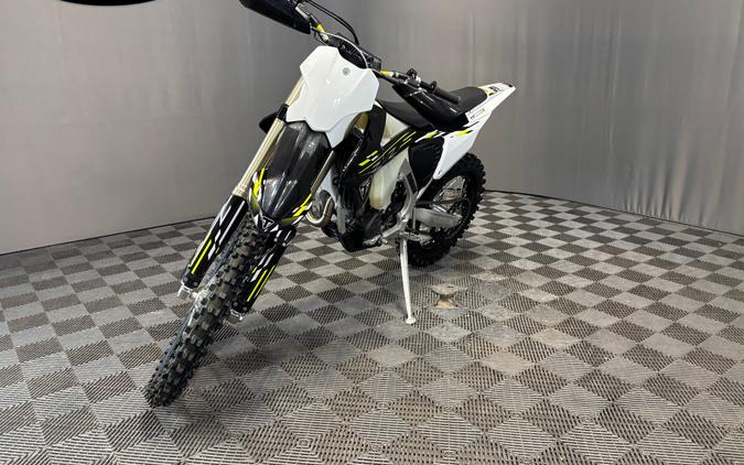 2026 Triumph TF 250-C