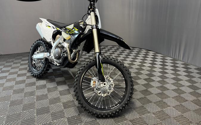 2026 Triumph TF 250-C