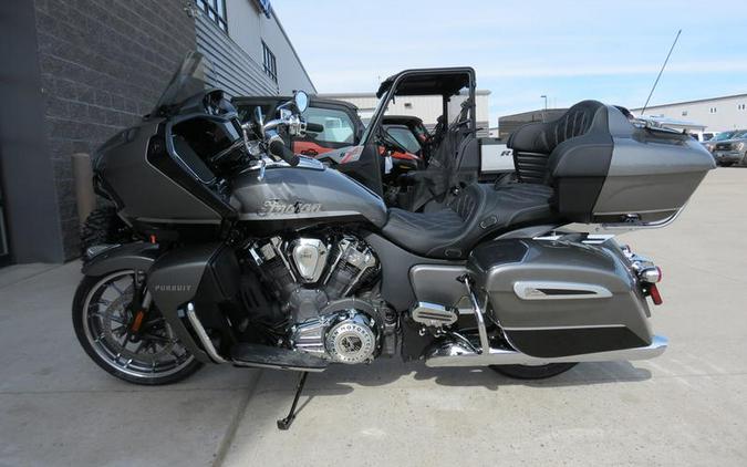 2024 Indian Motorcycle® Pursuit® Limited® with PowerBand Audio Package Titanium/Black Metallic