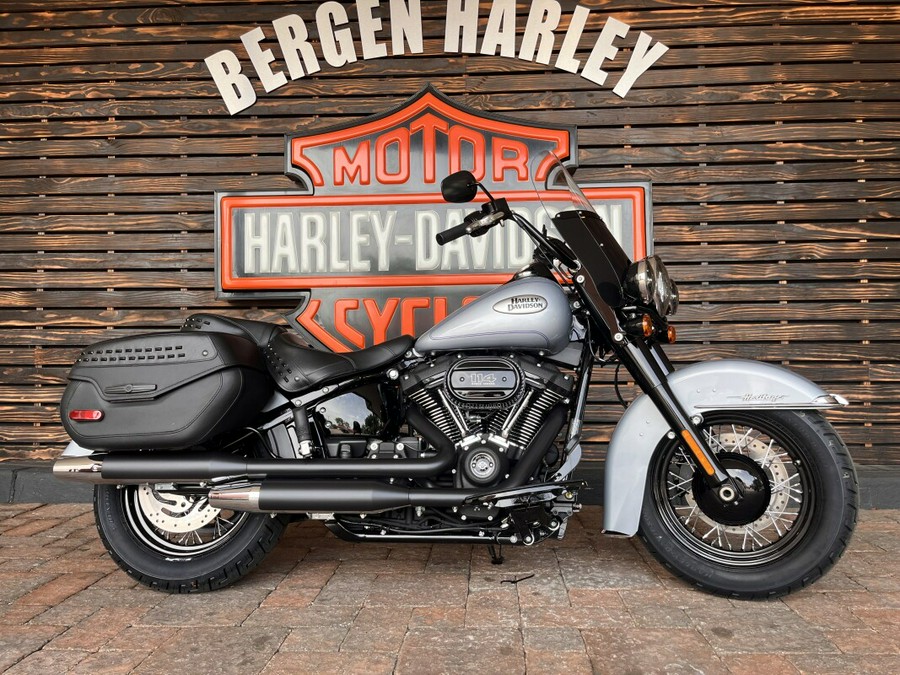 2024 Harley-Davidson Heritage FLHCS