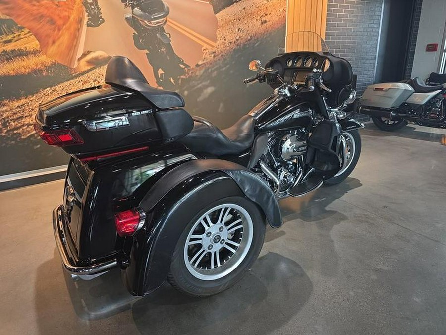 2014 Harley-Davidson® FLHTCUTG - Tri Glide® Ultra