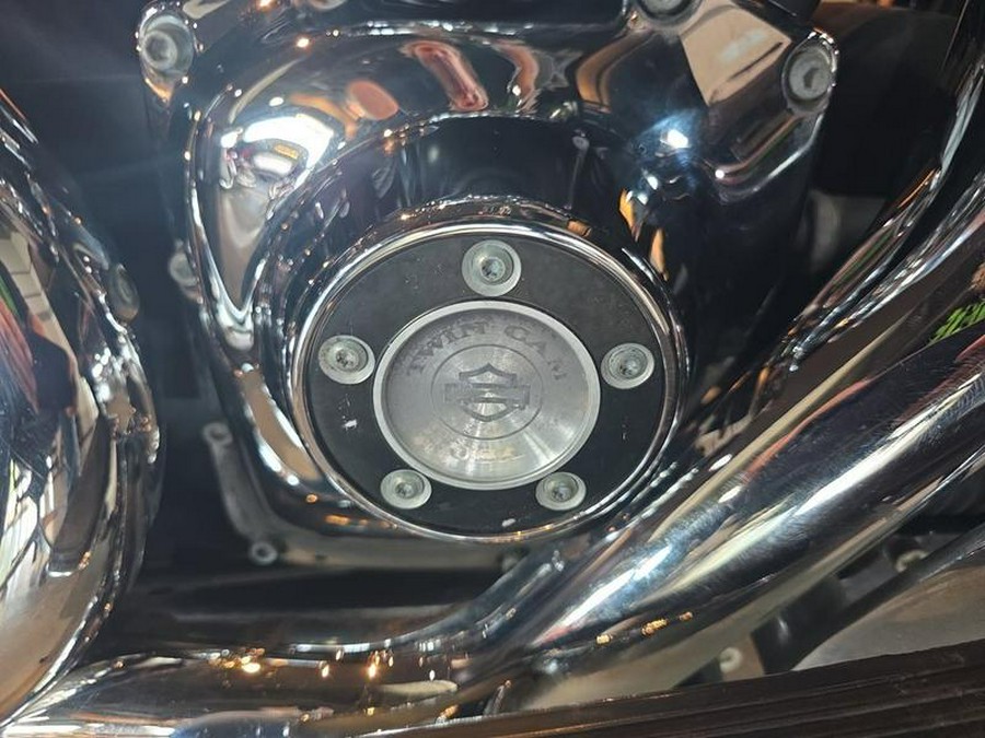 2014 Harley-Davidson® FLHTCUTG - Tri Glide® Ultra